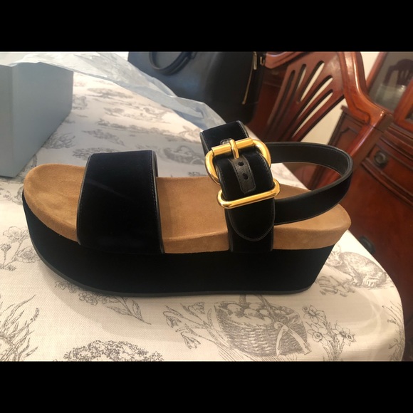 Prada sandals - Picture 3 of 4